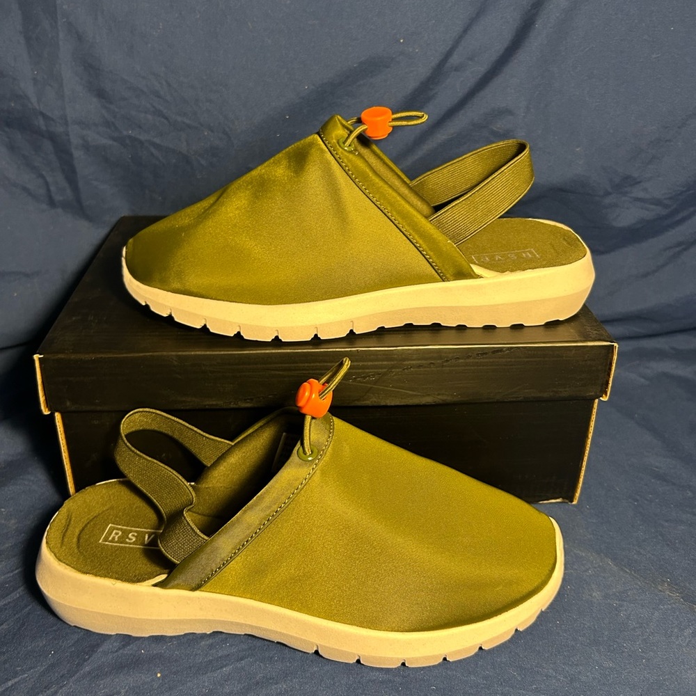 RSVP- Janice, olive, 6.5 women